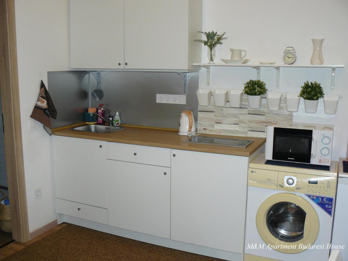 M&M Apartment Budapest House ภายนอก รูปภาพ