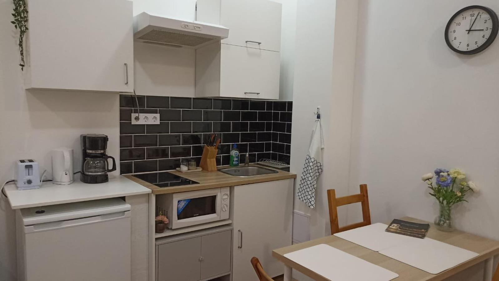 M&M Apartment Budapest House ภายนอก รูปภาพ
